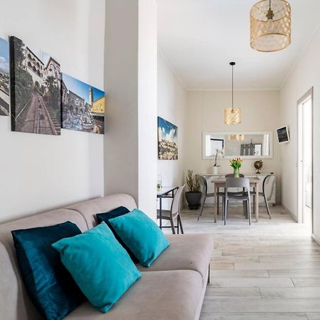 Snt Apartment - City Center Бергамо Екстер'єр фото